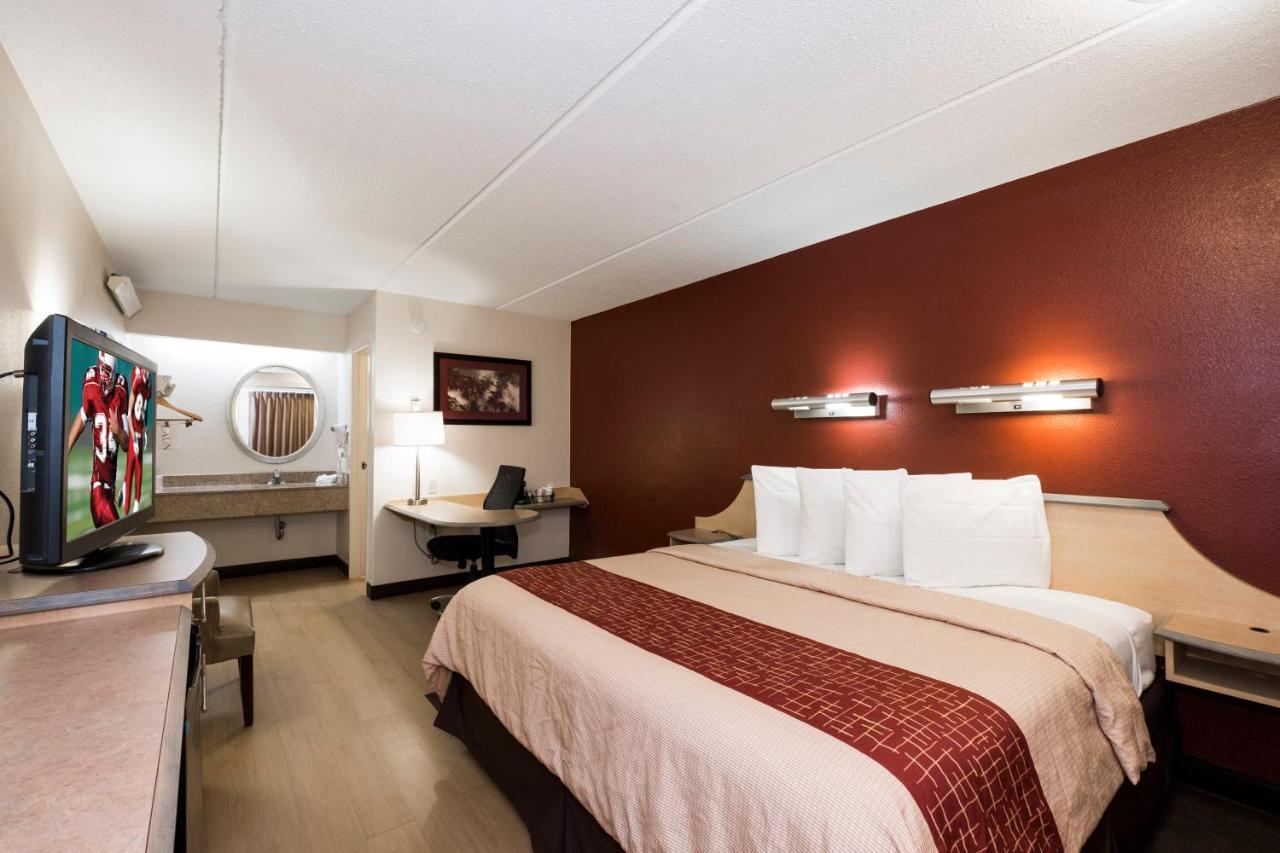 Red Roof Inn Cincinnati Northeast - Blue Ash Ngoại thất bức ảnh
