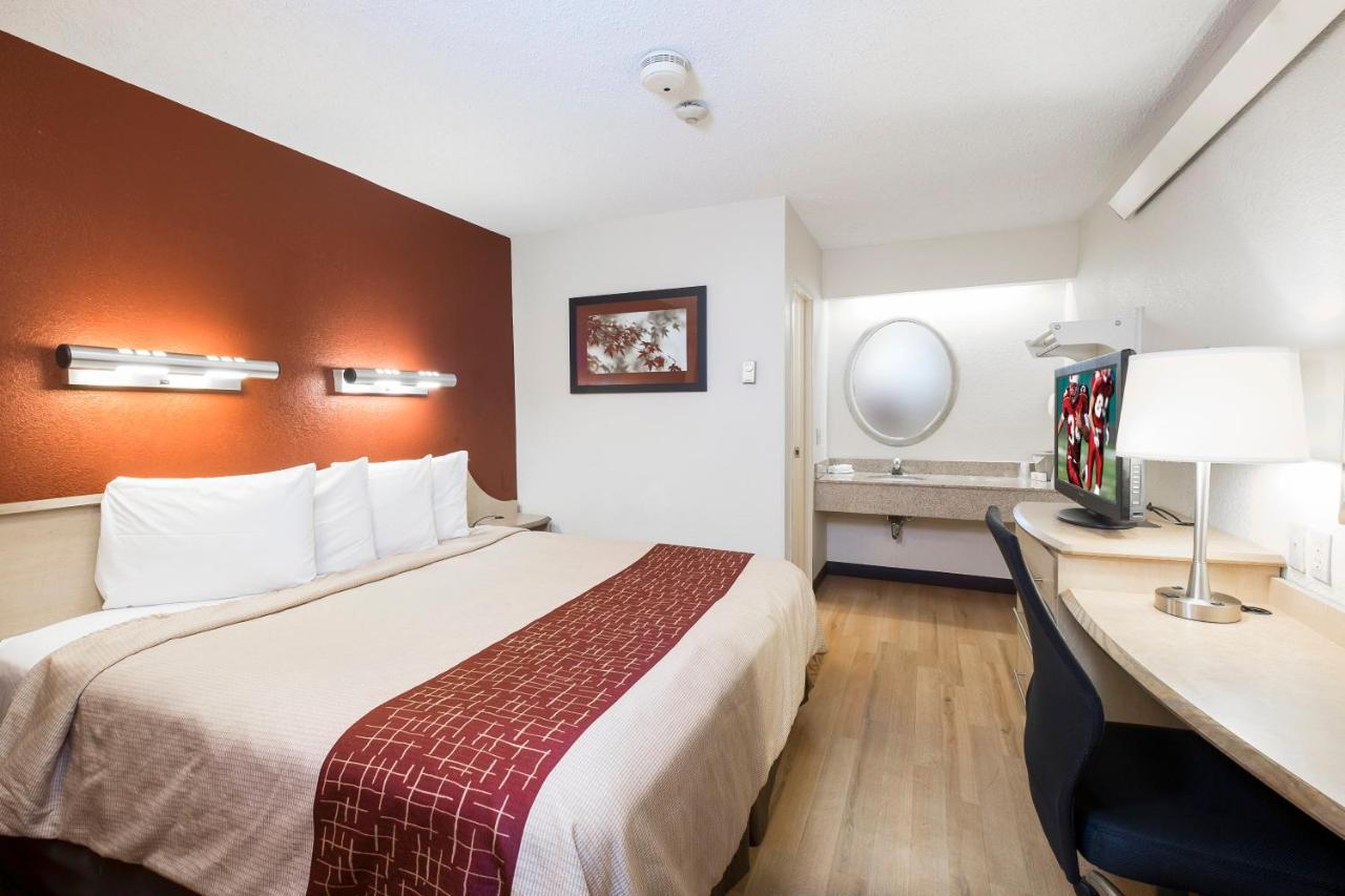 Red Roof Inn Cincinnati Northeast - Blue Ash Ngoại thất bức ảnh
