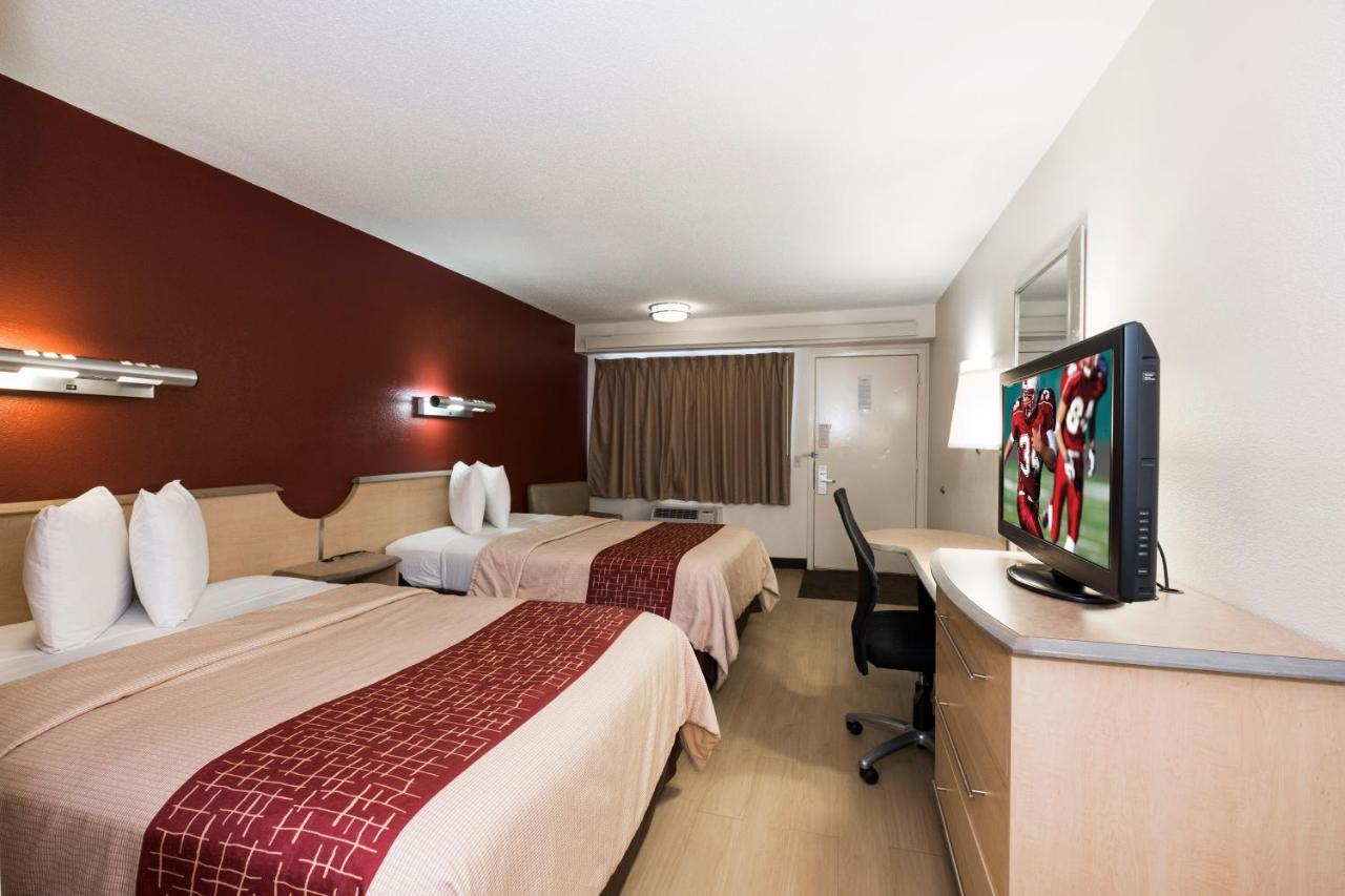 Red Roof Inn Cincinnati Northeast - Blue Ash Ngoại thất bức ảnh