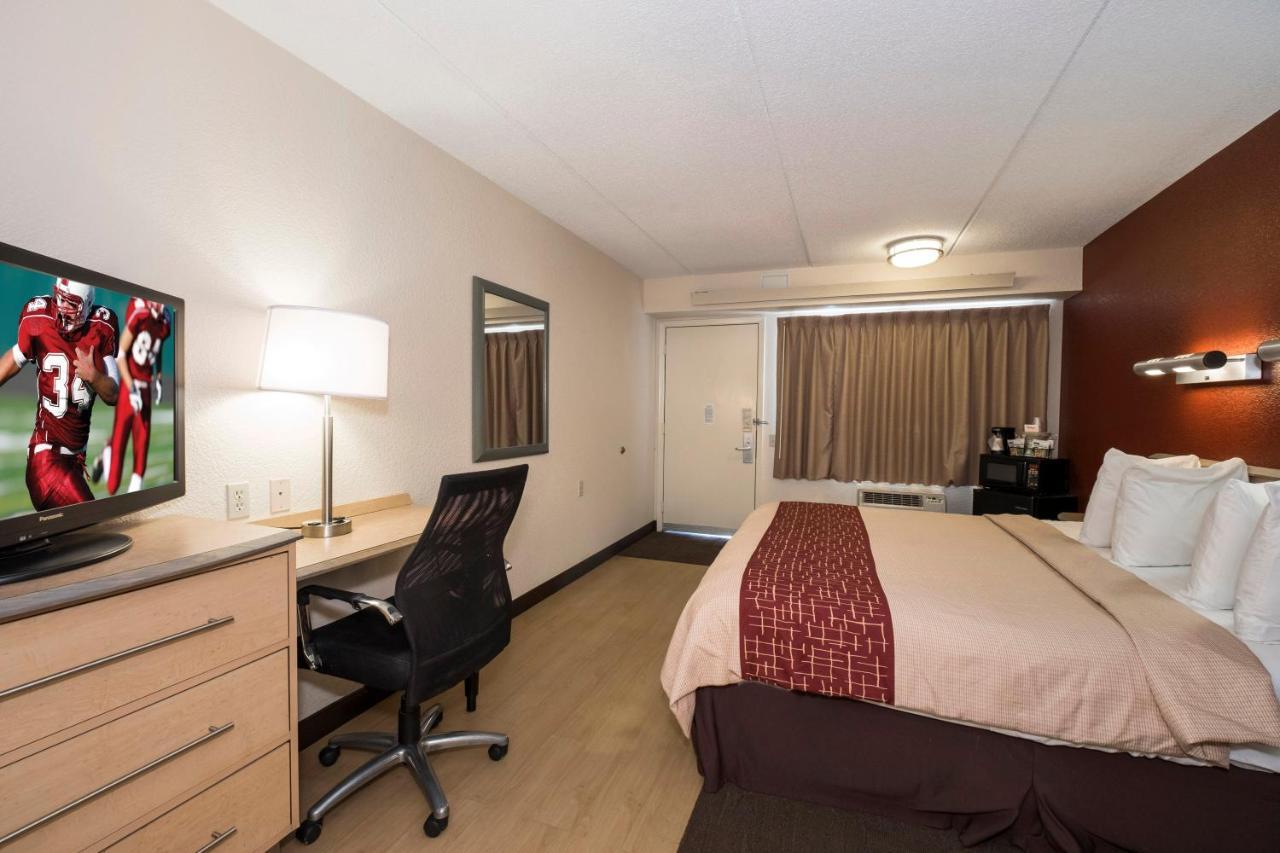 Red Roof Inn Cincinnati Northeast - Blue Ash Ngoại thất bức ảnh