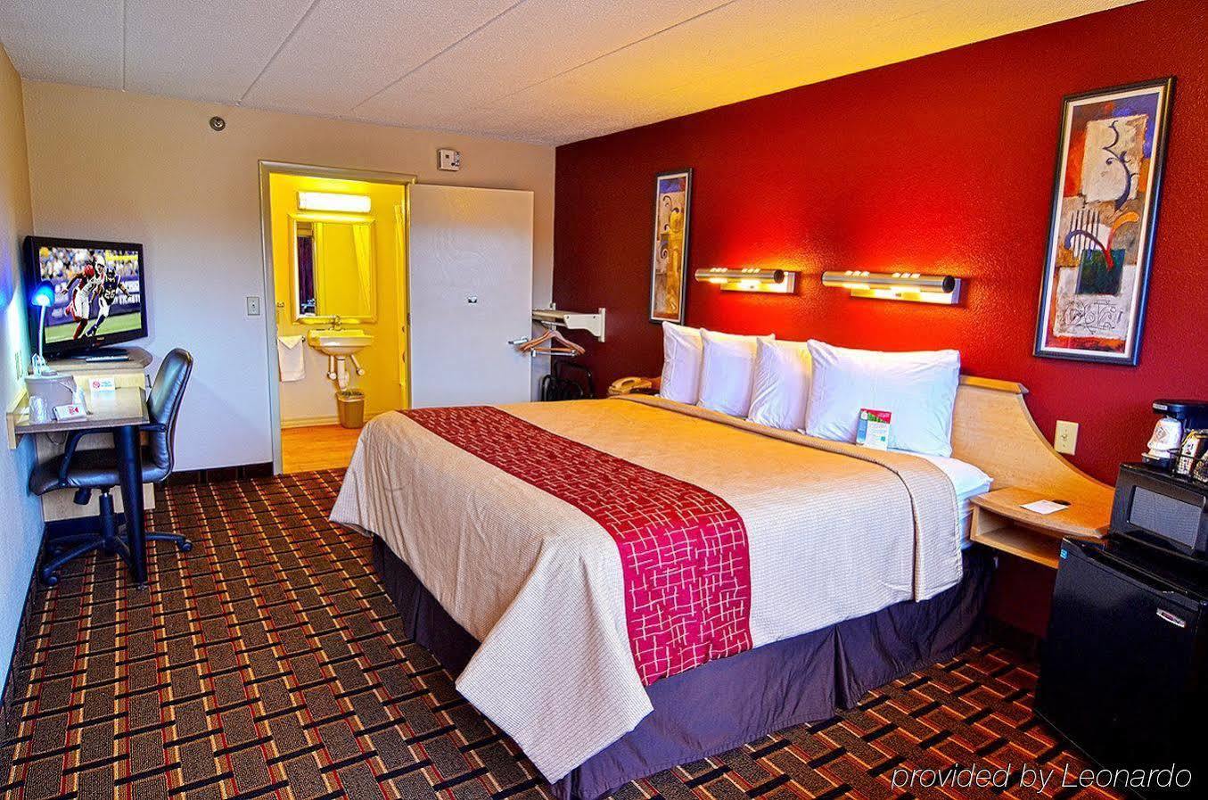 Red Roof Inn Cincinnati Northeast - Blue Ash Ngoại thất bức ảnh