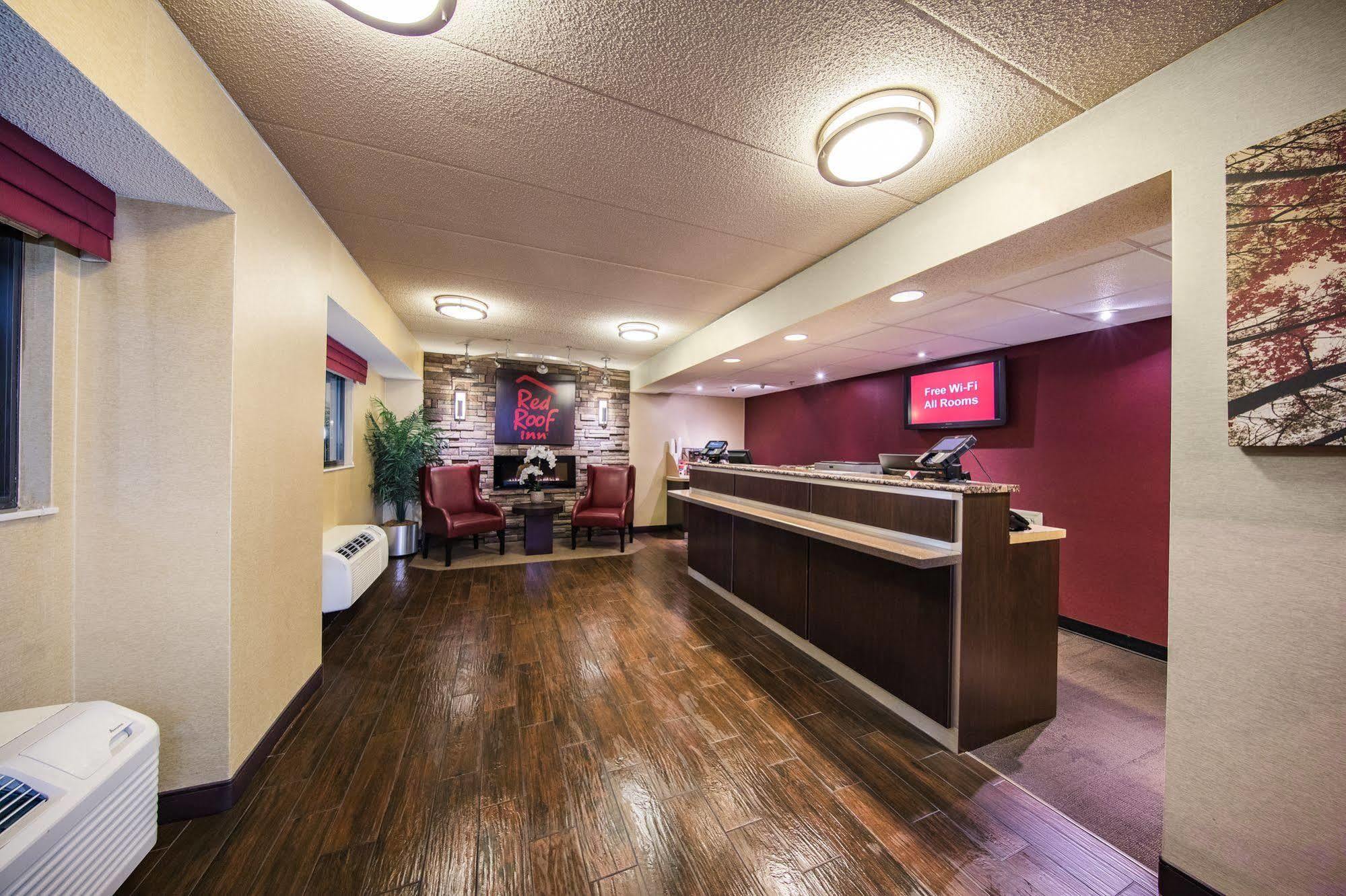 Red Roof Inn Cincinnati Northeast - Blue Ash Ngoại thất bức ảnh