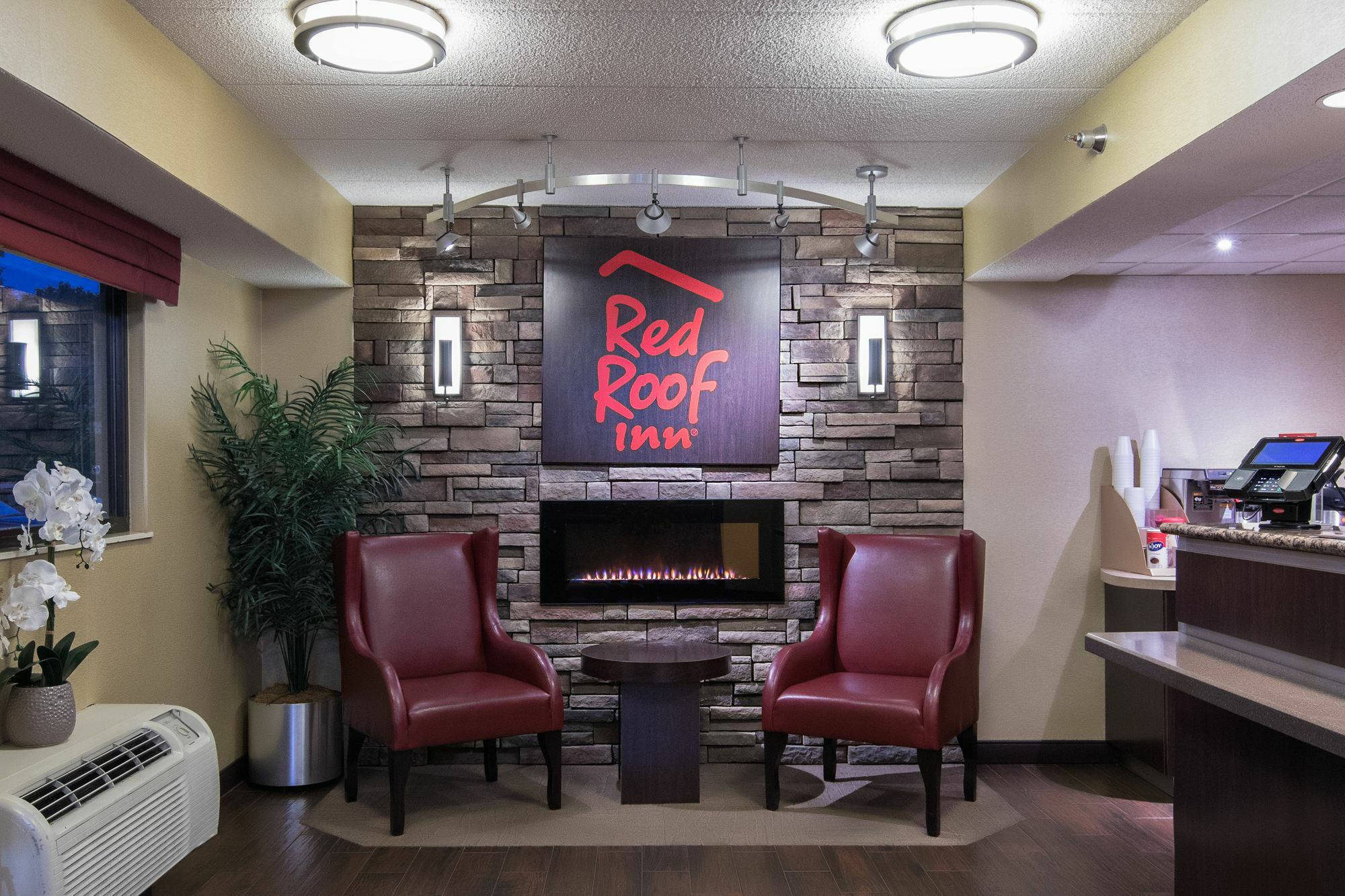Red Roof Inn Cincinnati Northeast - Blue Ash Ngoại thất bức ảnh